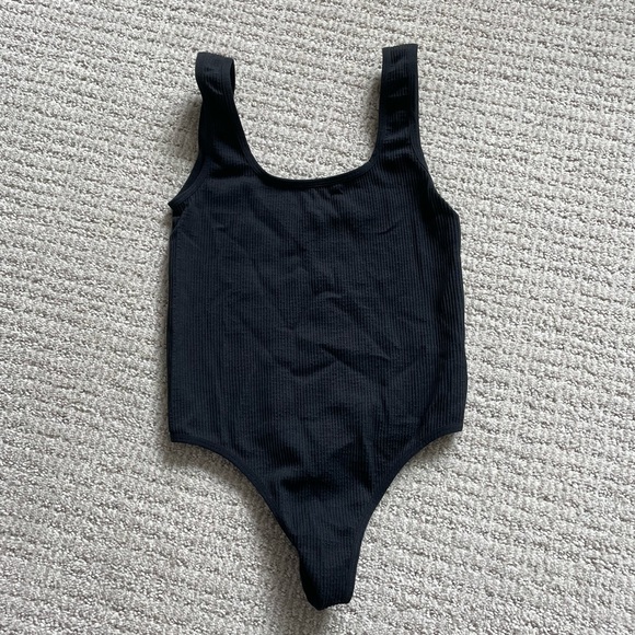 Colsie Tops - Colsie Women’s Black Bodysuit